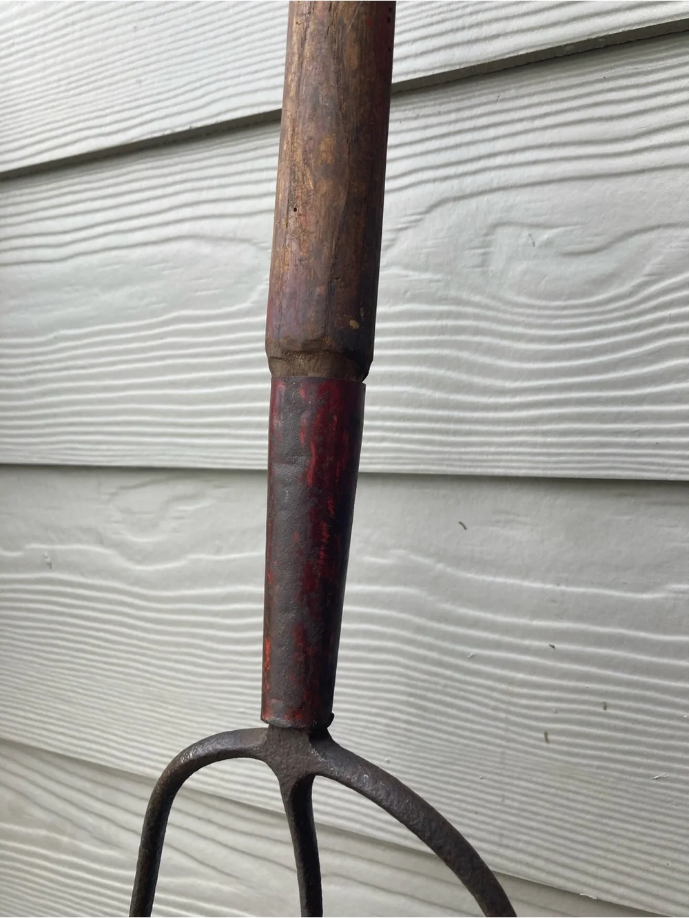 Vintage Garden Pitchfork with Wooden Handle 3 Tines 68” - Picture 9 of 16